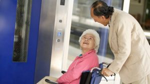 Veja 5 dicas de acessibilidade para idosos para aplicar em prédios residenciais