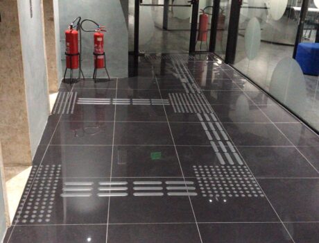 piso flex cola